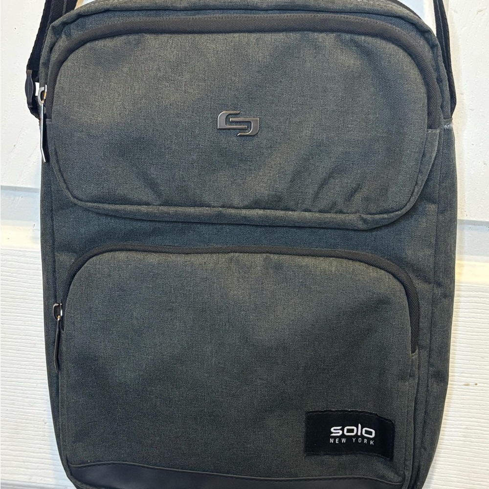 solo Charcoal Gray Universal Tablet Sling Crossbody Bag